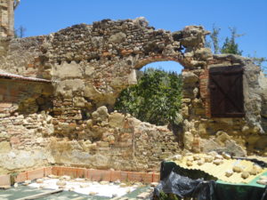 Luia, rovine di una casa distrutta dalle mine tedesche nel luglio 1944